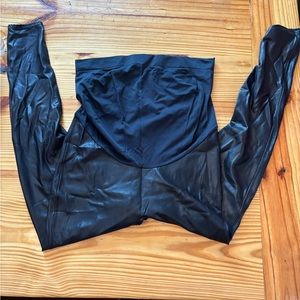 Maternity, spanxs leggings